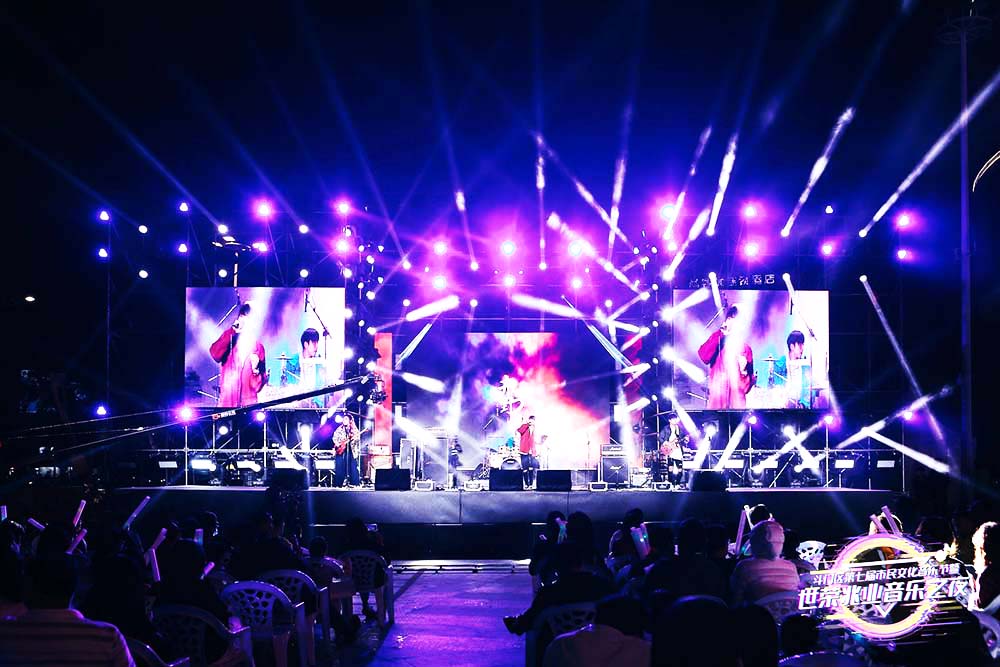 ��ˇ�ݳ���Ŀ����ݳ�