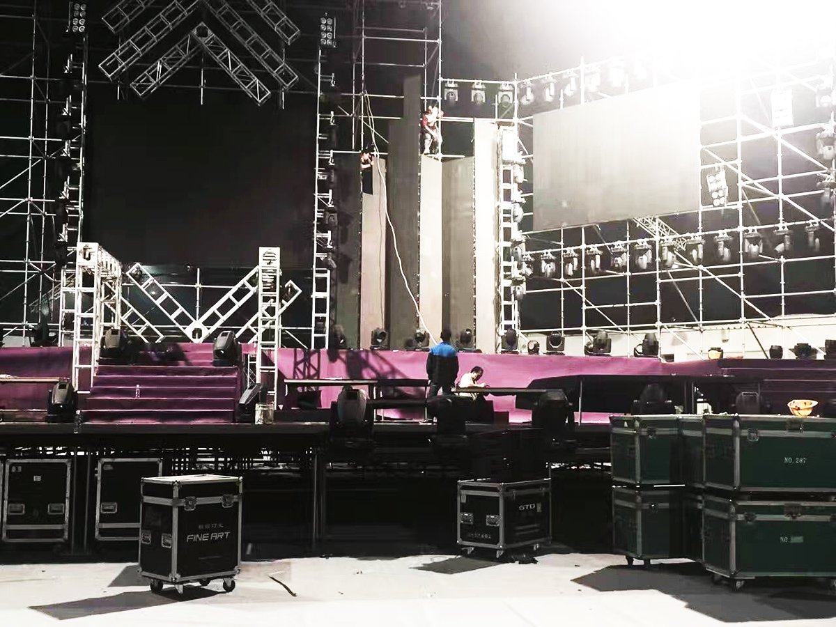 廣州演出策劃公司提供的黃凱芹演唱會(huì)2016廣州站演出案例2