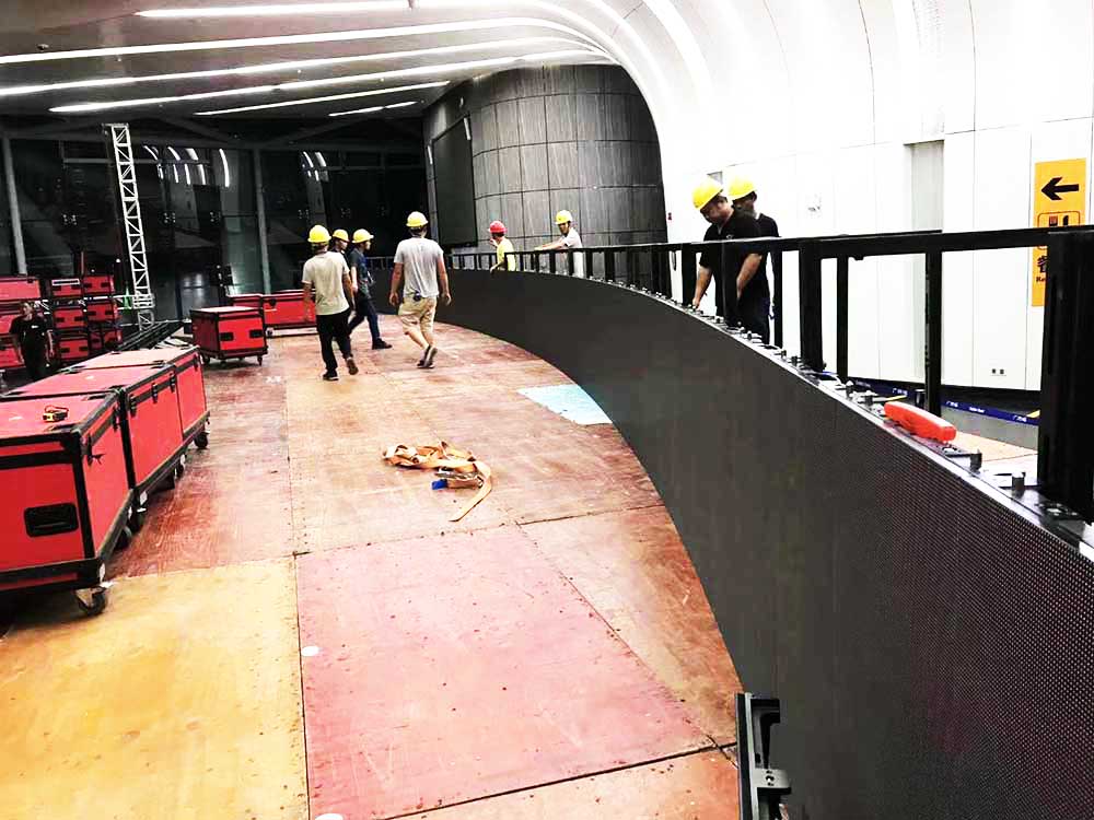 �l(f��)������ӕ�������