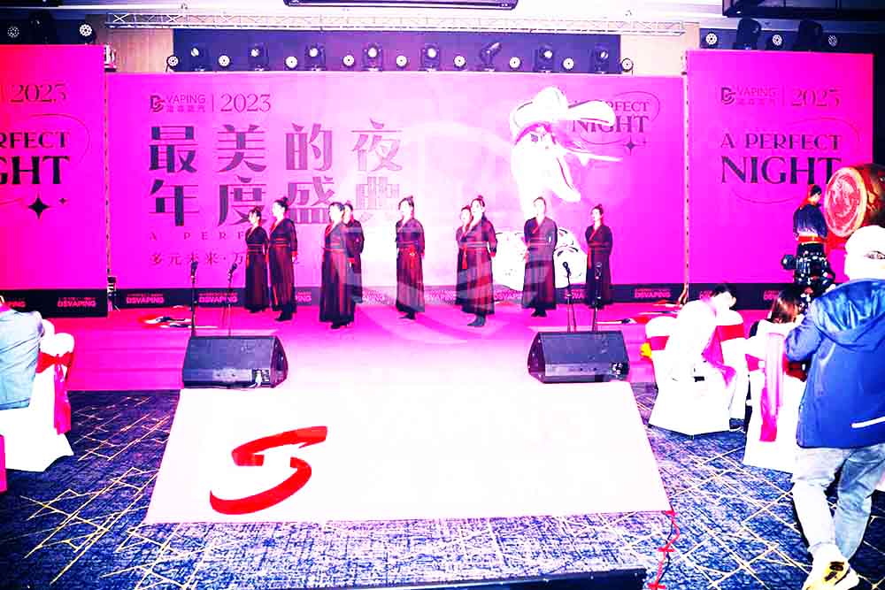 �����ӹ�Ŀ�ݳ�